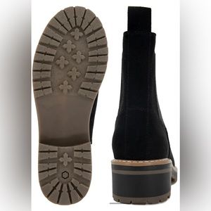 CHELSEA Boots Lug Sole Black Size 6.5